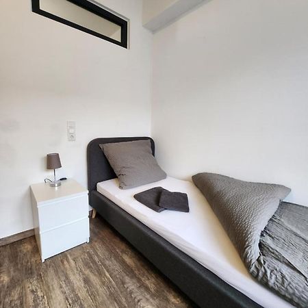 Monteurzimmer In Bielefeld - Mitte Екстериор снимка