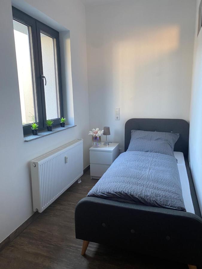 Monteurzimmer In Bielefeld - Mitte Екстериор снимка